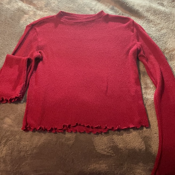 Cropped Sweater - Picture 2 of 4